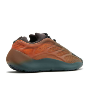 Кроссовки Adidas Yeezy Boost 700 V3 Copper Fade