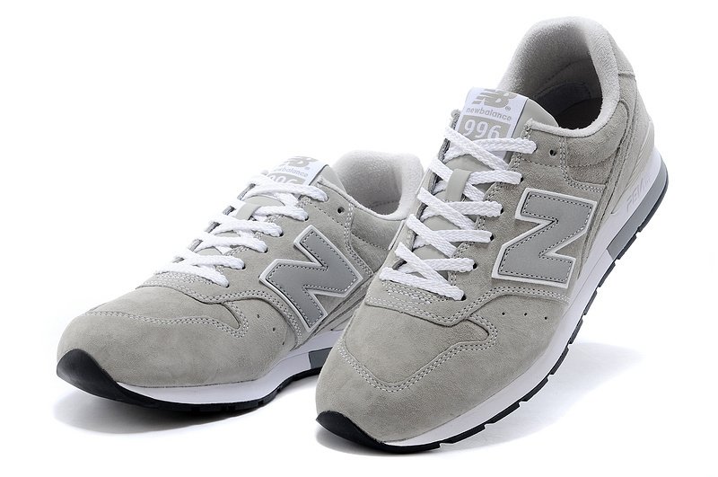 New balance серые мужские