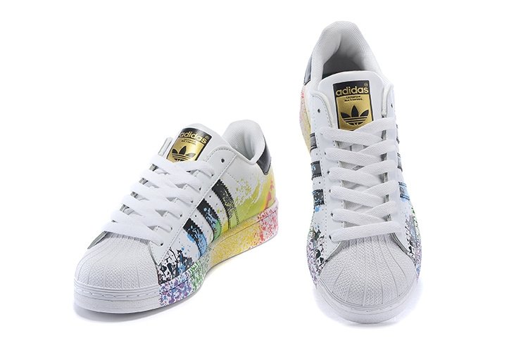 Adidas clearance pride superstar