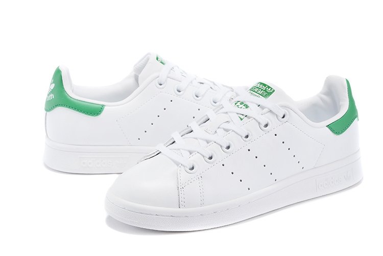 Stan smith store og white