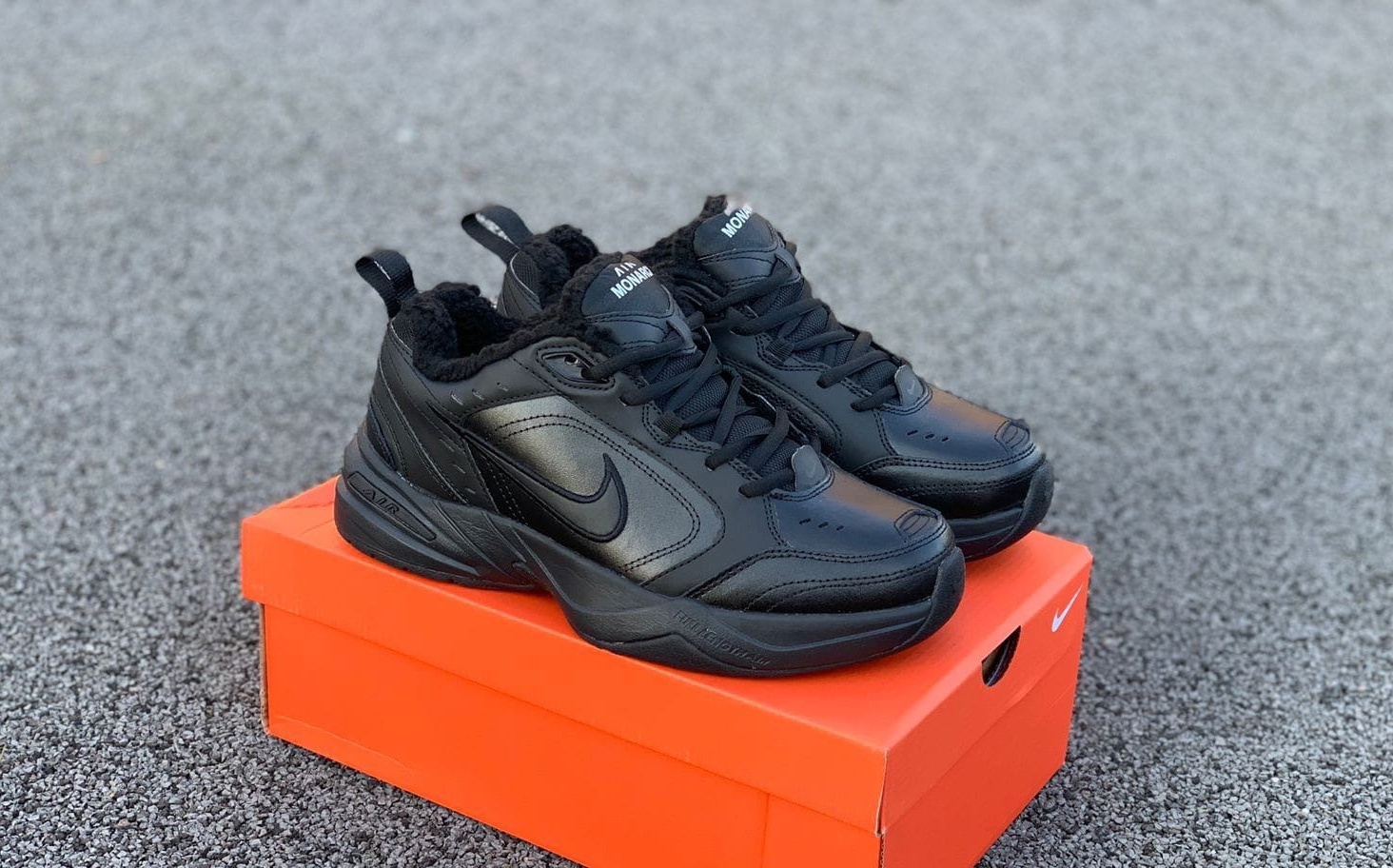 Nike x hot sale air monarch