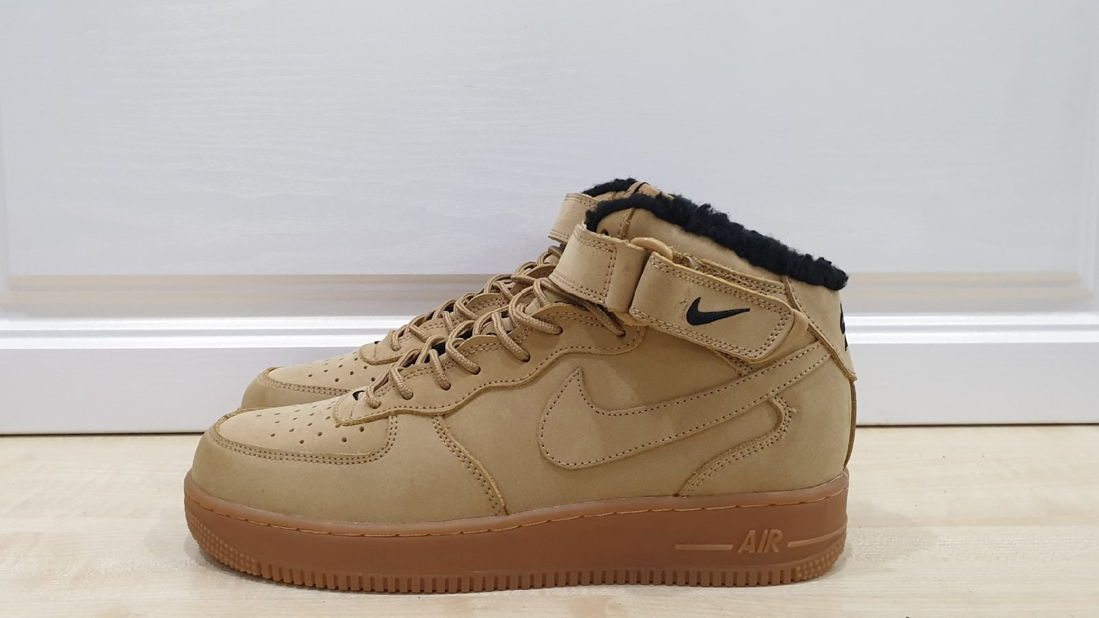 Air force 1 mid brown hotsell