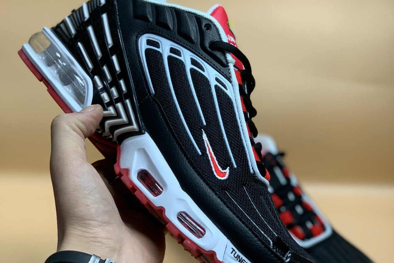 air max plus track red