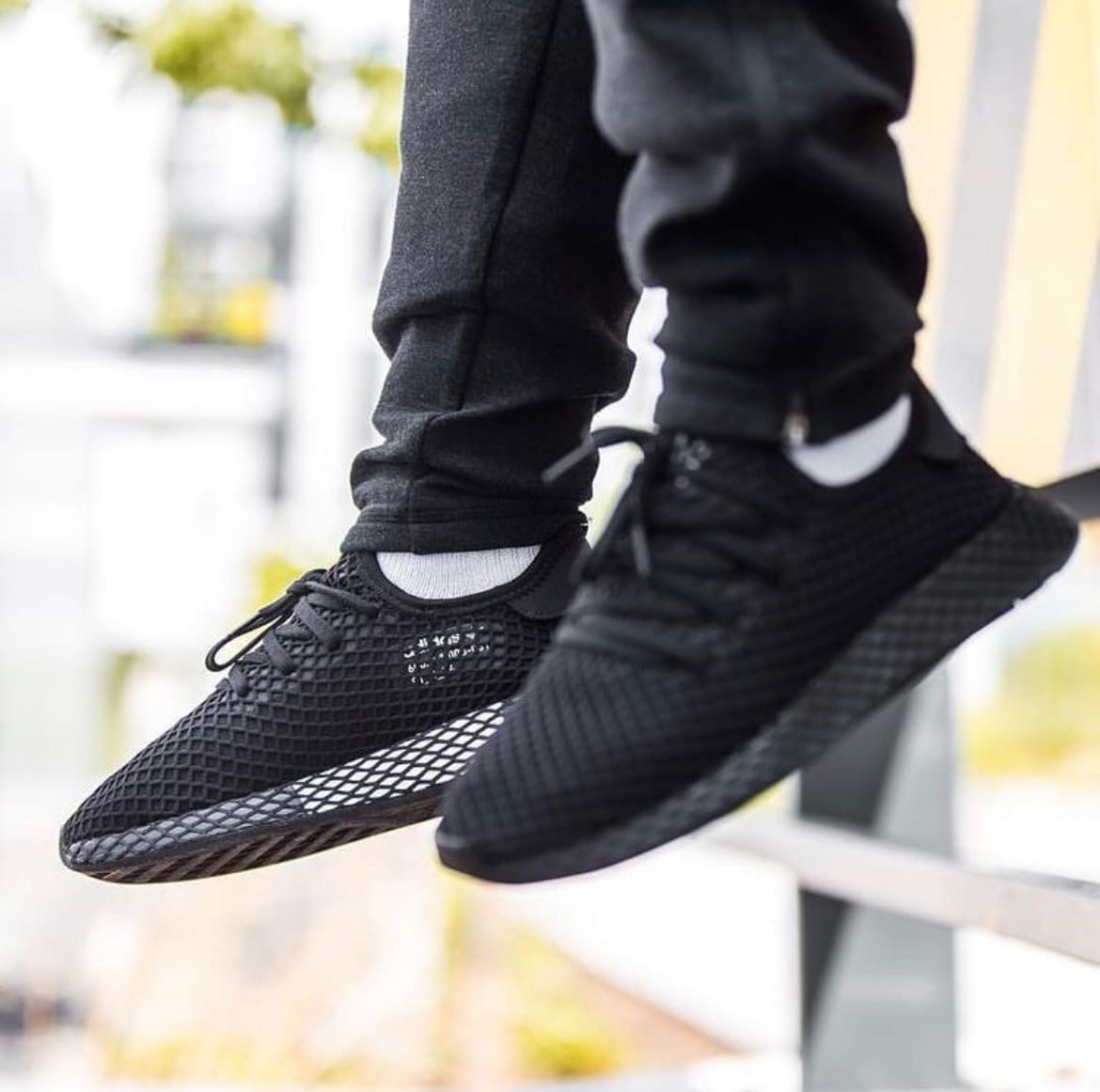 Adidas Deerupt Runner Black 001