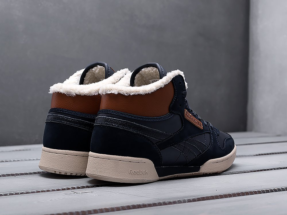 Кроссовки Reebok Classic With Fur (Dark Blue) купить в Москве со скидкой 50%