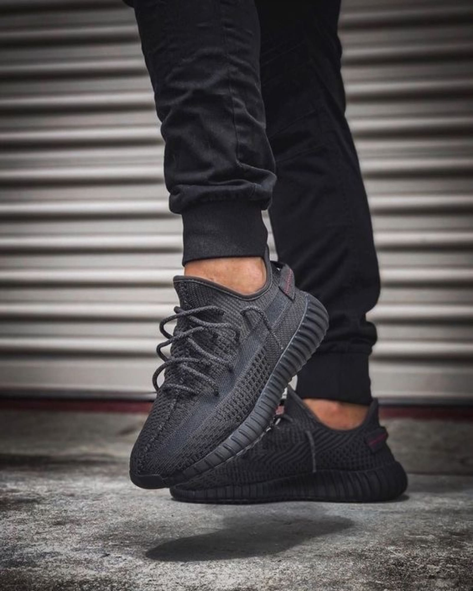 Nike air huarache outlet x yeezy 350 boost