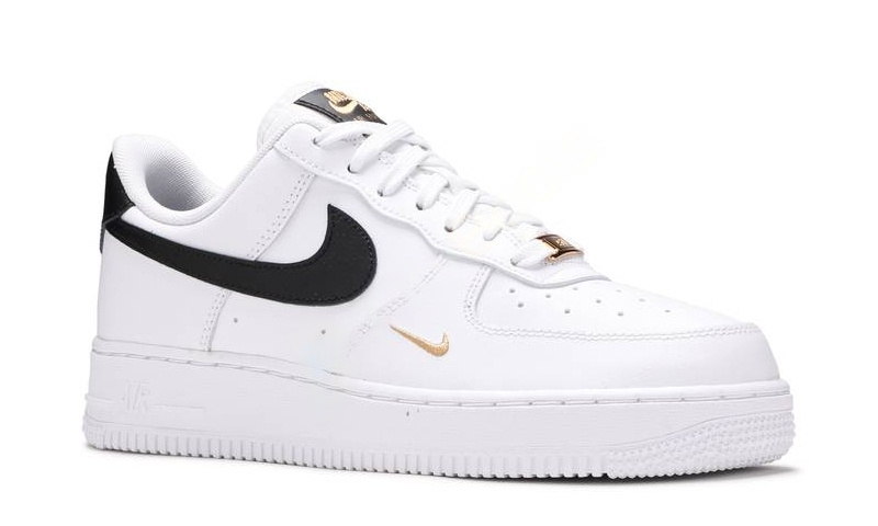 Nike air force one 2025 essential low