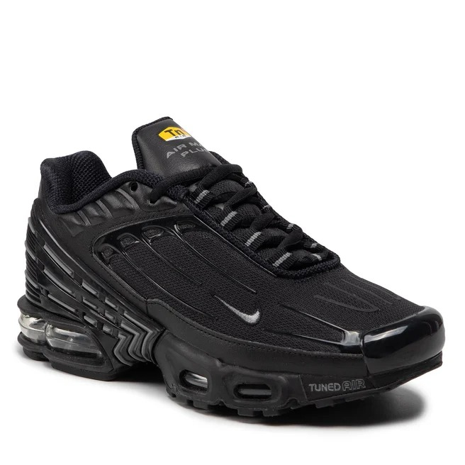 Air max plus gs black hotsell