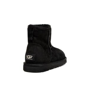 UGG Classic Mini