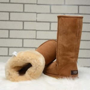 UGG Classic Tall Brown