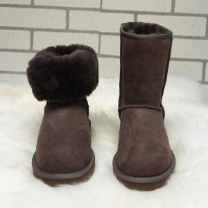 UGG Classic Short Brown