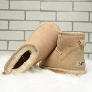 UGG Classic Mini Beige