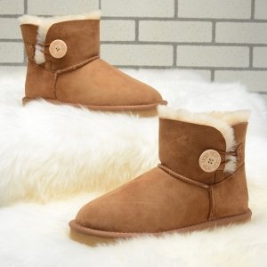 UGG Bailey Button Mini