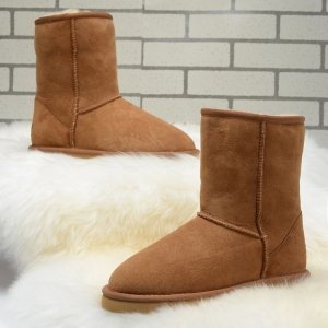 UGG Classic Short Dust