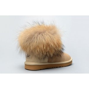 UGG Mini Fox Fur Sand