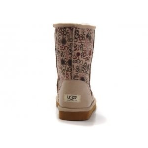 UGG Classic Short Fancy Sand