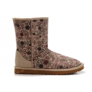 UGG Classic Short Fancy Sand