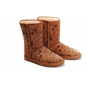 UGG Classic Short Fancy chestnut