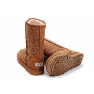 UGG Classic Short Fancy chestnut