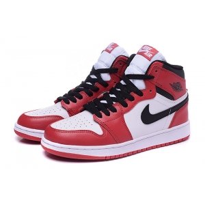 Кроссовки Nike Air Jordan 1 Retro High Chicago