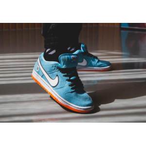 Nike SB Dunk Low Gulf