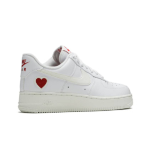 Кроссовки Nike Air Force 1 Low Valentines Day