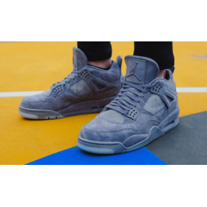 Кроссовки Nike Air Jordan 4 Retro X KAWS Cool Grey