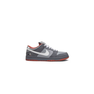 Nike SB Dunk Low NYC Pigeon